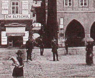 Praha - STAROMĚSTSKÉ NÁMĚSTÍ S MARIÁNSKÝM SLOUPEM. - Kol. r. 1900. Fotografie.