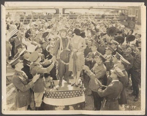 MONTY BANKS - FLYING LUCK (Létající štěstí). - 1927. American silent comedy film. /10/